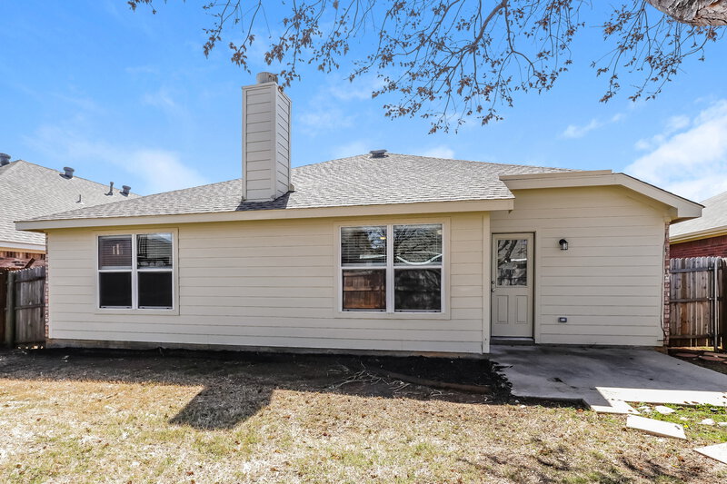 2,270/Mo, 500 Prairie Gulch Dr Fort Worth, TX 76140 Rear View