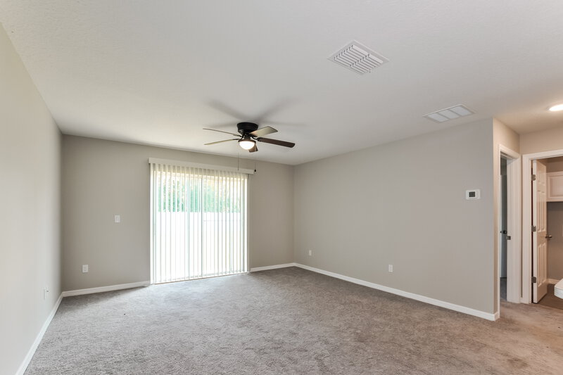 2,525/Mo, 24 Putter Dr Palm Coast, FL 32164 Living Room View