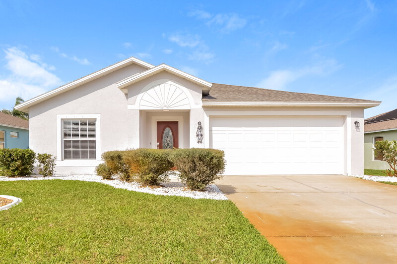 2,755/Mo, 205 Tree Branch Ln Edgewater, FL 32141 External View