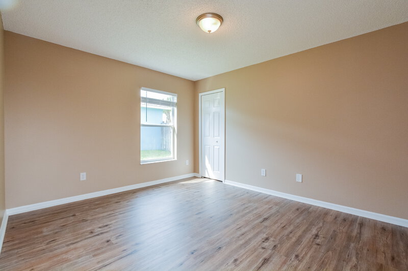 2,755/Mo, 205 Tree Branch Ln Edgewater, FL 32141 Bedroom View