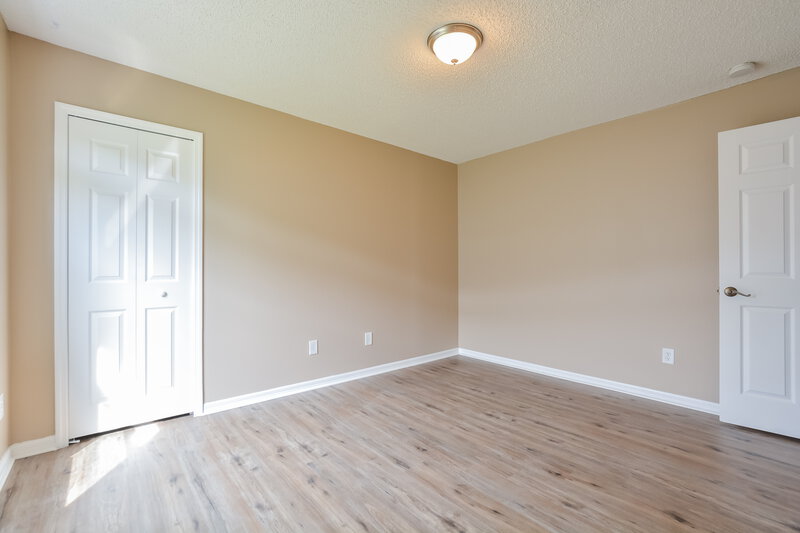 2,755/Mo, 205 Tree Branch Ln Edgewater, FL 32141 Bedroom View 2