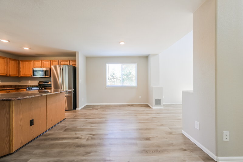 3,080/Mo, 14785 Gaylord St Thornton, CO 80602 Dining Room View