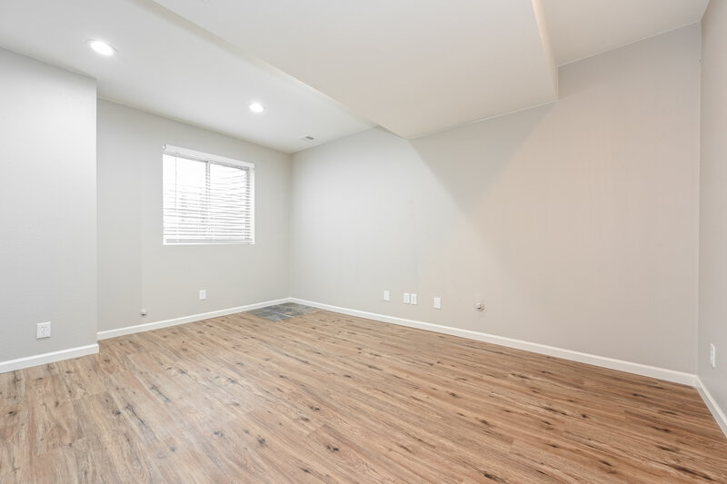 2,835/Mo, 4190 S Ireland Ct Aurora, CO 80013 Basement View 2