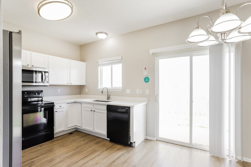 2,835/Mo, 5656 S Zante Way Aurora, CO 80015 W M Dining Room View