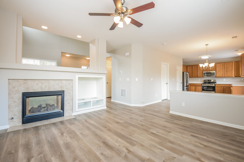 3,225/Mo, 2487 E 127th Ct Thornton, CO 80241 Living Room View 2