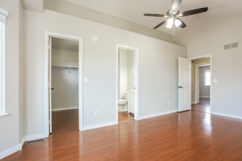 2,890/Mo, 16214 White Hawk Dr Parker, CO 80134 Main Bedroom View 2