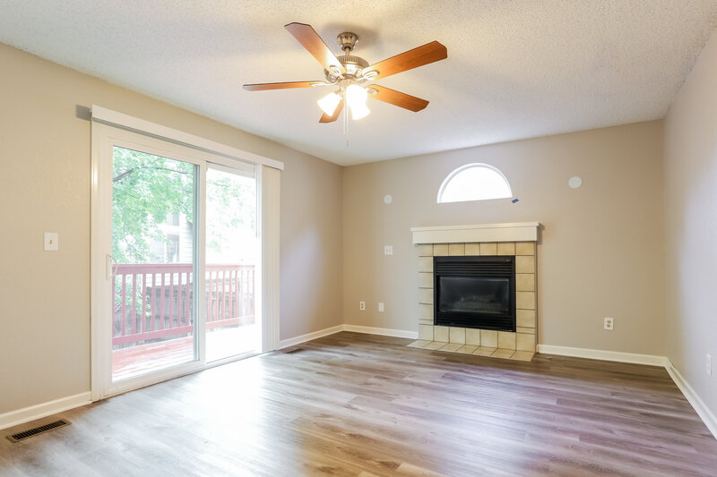 3,060/Mo, 17883 E Loyola Ave Aurora, CO 80013 Sitting Room View 2