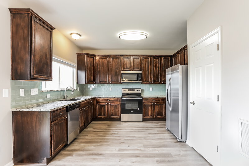 2,670/Mo, 1162 S Fultondale Cir Aurora, CO 80018 Kitchen View