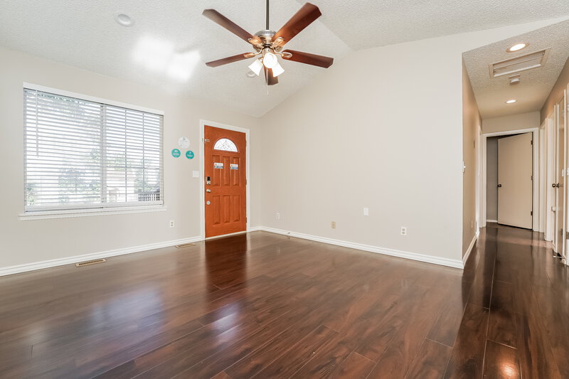 2,395/Mo, 12029 Newport Dr Brighton, CO 80602 Living Room View 2