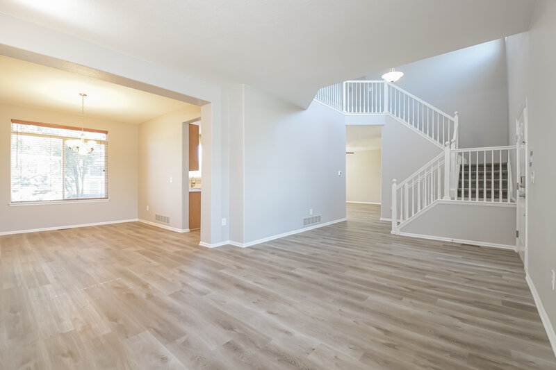 2,665/Mo, 549 S 17th Ave Brighton, CO 80601 Sitting Room View