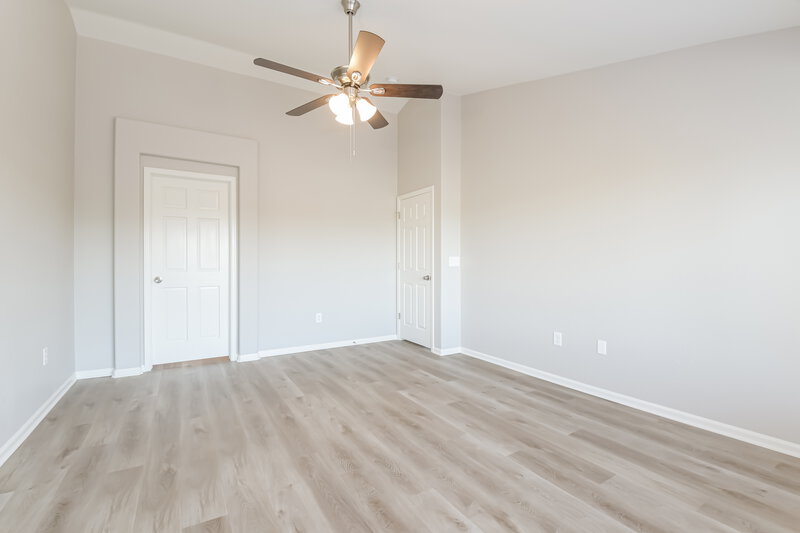 2,665/Mo, 549 S 17th Ave Brighton, CO 80601 Main Bedroom View 2