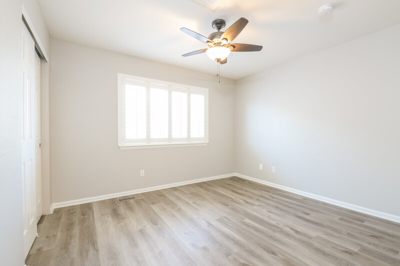 2,800/Mo, 14321 Craftsman Way Broomfield, CO 80023 Main Bedroom View 2