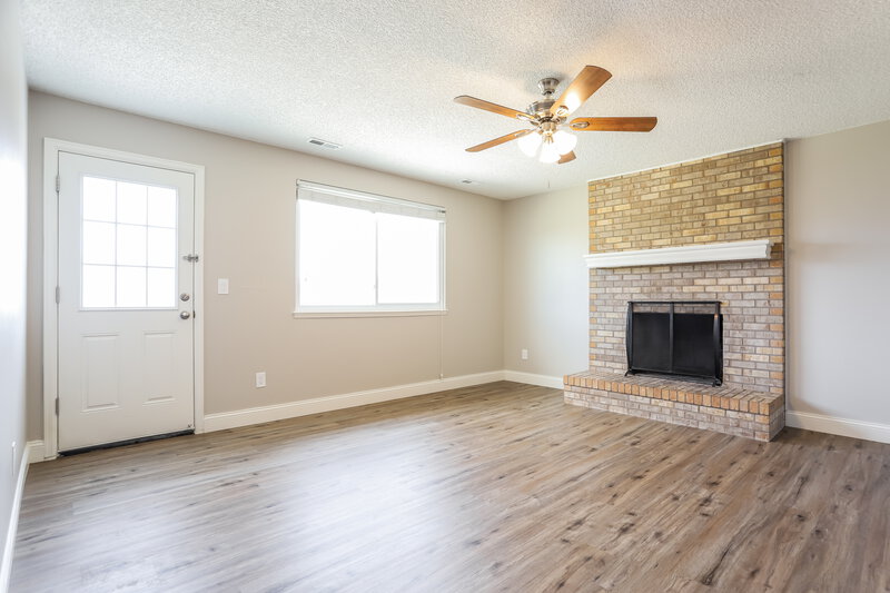 3,140/Mo, 4101 S Andes Way Aurora, CO 80013 Sitting Room View