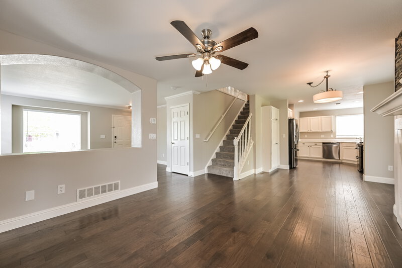 3,100/Mo, 5061 Ox Trl Parker, CO 80134 Living Room View 4