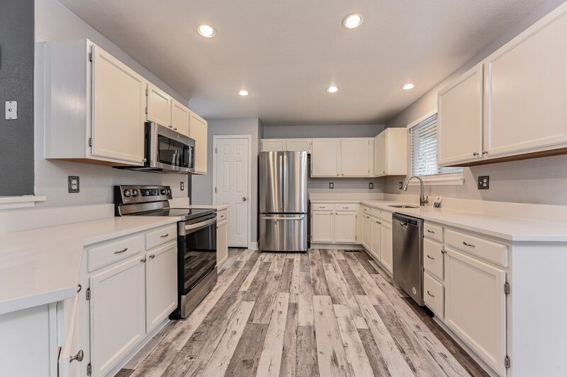 3,175/Mo, 13483 Garfield St Thornton, CO 80241 Kitchen View 2