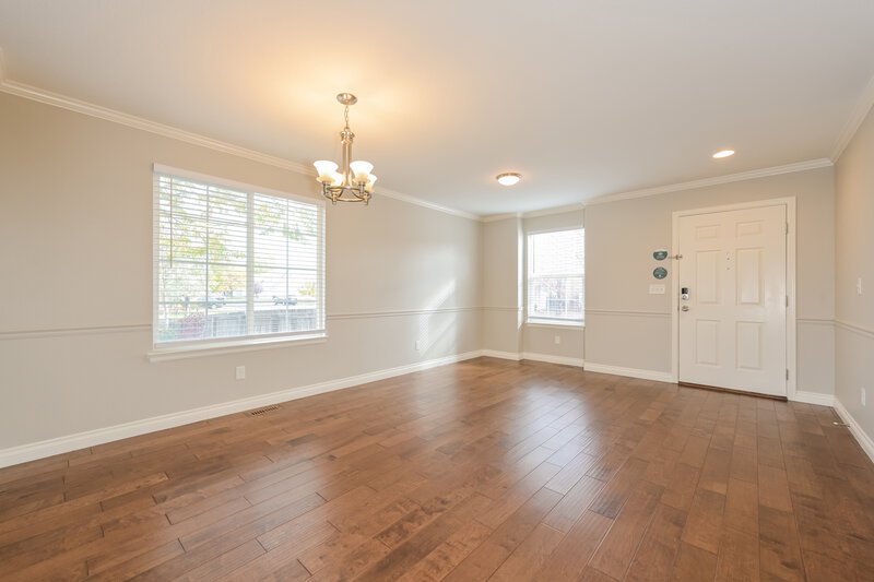2,885/Mo, 16491 E Phillips Dr Englewood, CO 80112 Living Room View 2
