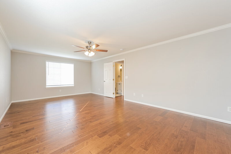 2,885/Mo, 16491 E Phillips Dr Englewood, CO 80112 Main Bedroom View 2