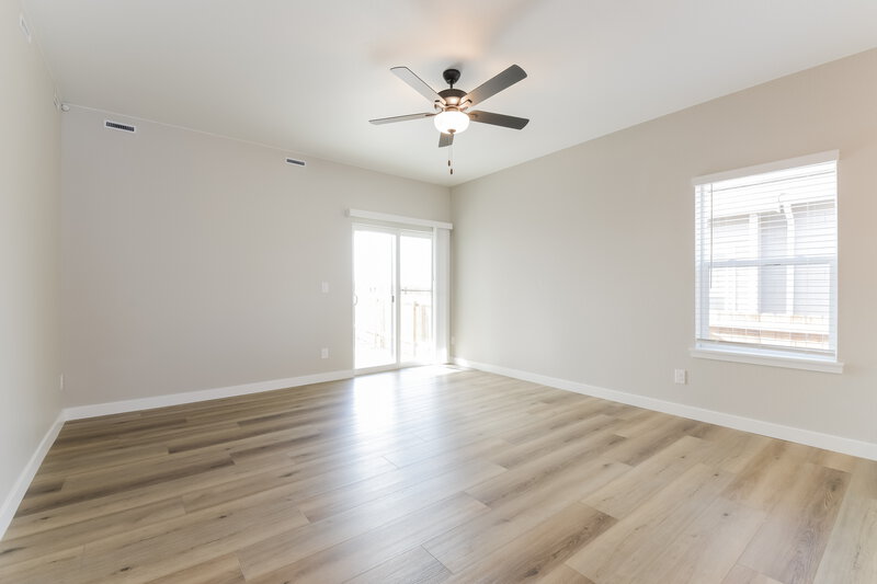 2,685/Mo, 17894 E 94th Dr Commerce City, CO 80022 Living Room View 3