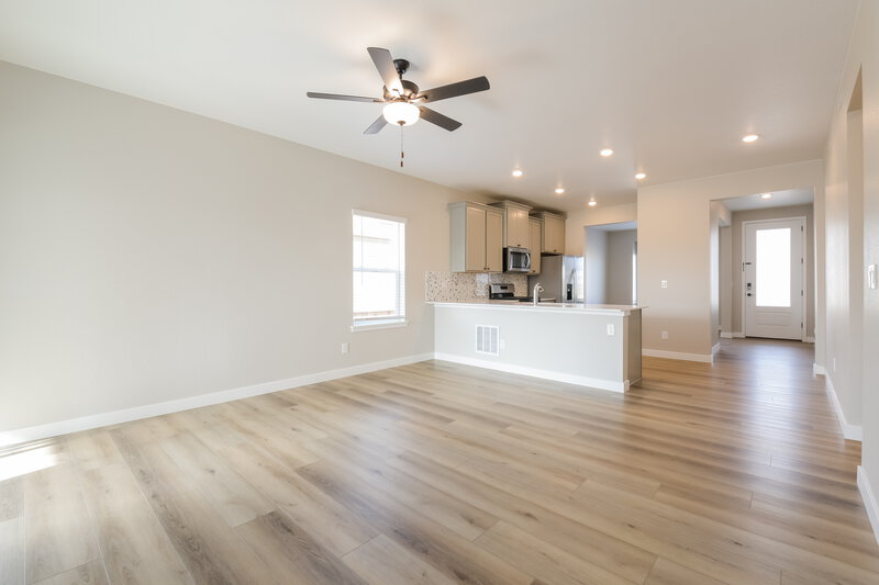 2,685/Mo, 17894 E 94th Dr Commerce City, CO 80022 Dining Room View