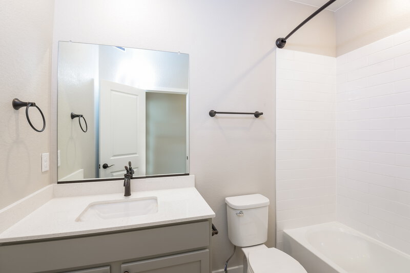 2,685/Mo, 17894 E 94th Dr Commerce City, CO 80022 Bathroom View