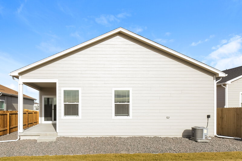 2,685/Mo, 17894 E 94th Dr Commerce City, CO 80022 Rear View