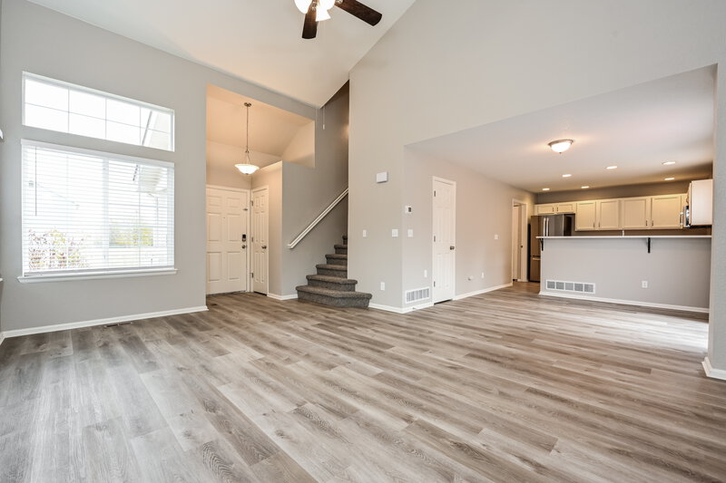 2,875/Mo, 23206 E Dorado Ave Aurora, CO 80015 Living Room View 2