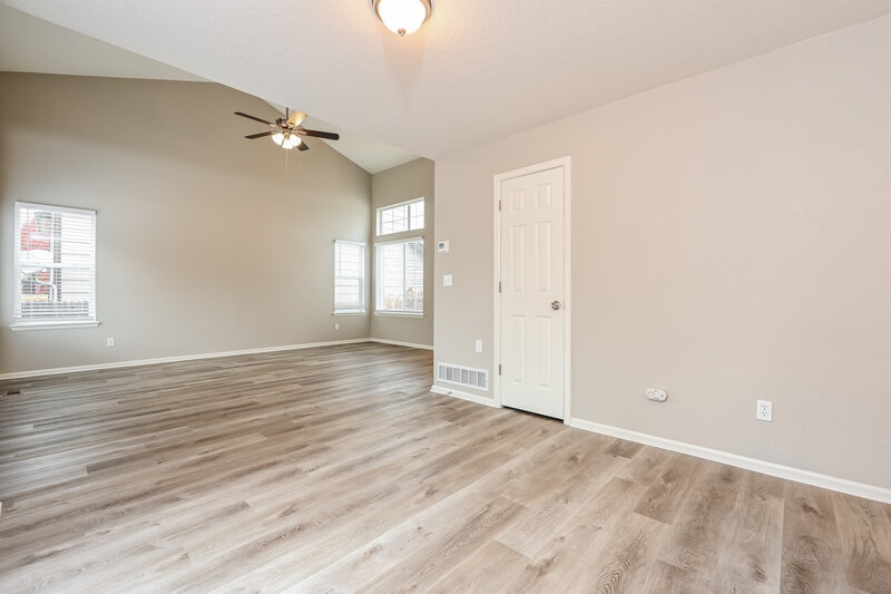 2,875/Mo, 23206 E Dorado Ave Aurora, CO 80015 Living Room View 3