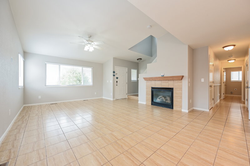 3,090/Mo, 9824 Falcon Ln Littleton, CO 80125 Living Room View 2