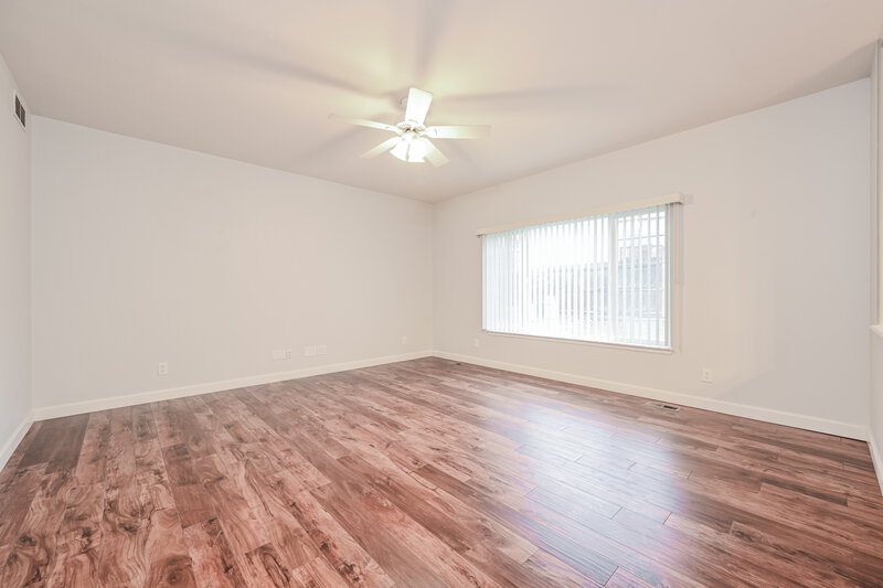 3,645/Mo, 11660 Snowcreek Ln Parker, CO 80138 Living Room View 3
