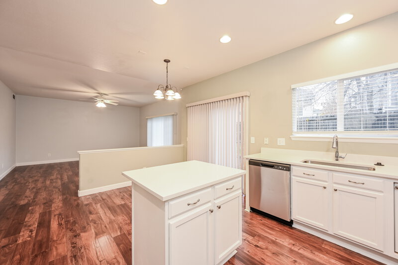 3,645/Mo, 11660 Snowcreek Ln Parker, CO 80138 Kitchen View