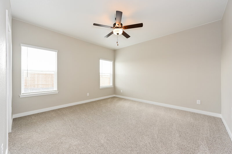2,720/Mo, 17914 E 94th Dr Commerce City, CO 80022 Main Bedroom View