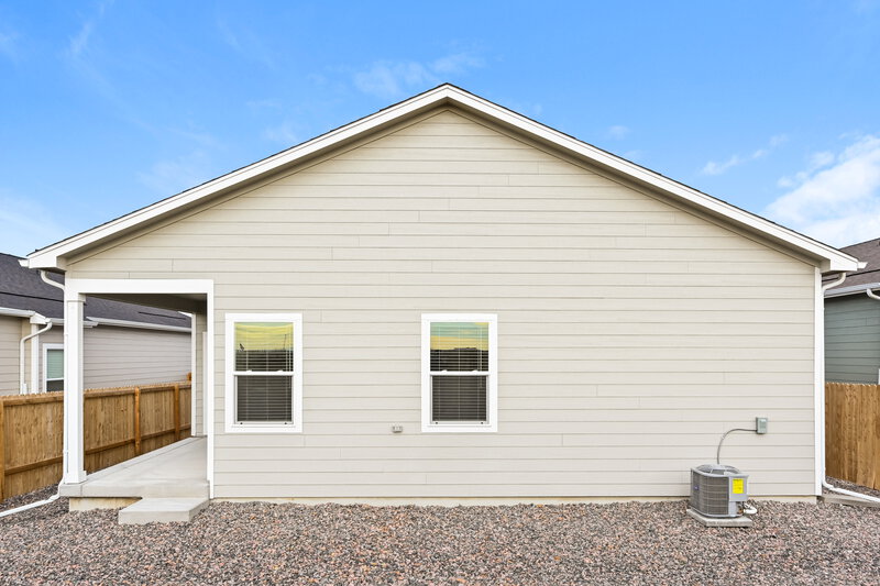 2,720/Mo, 17914 E 94th Dr Commerce City, CO 80022 Rear View