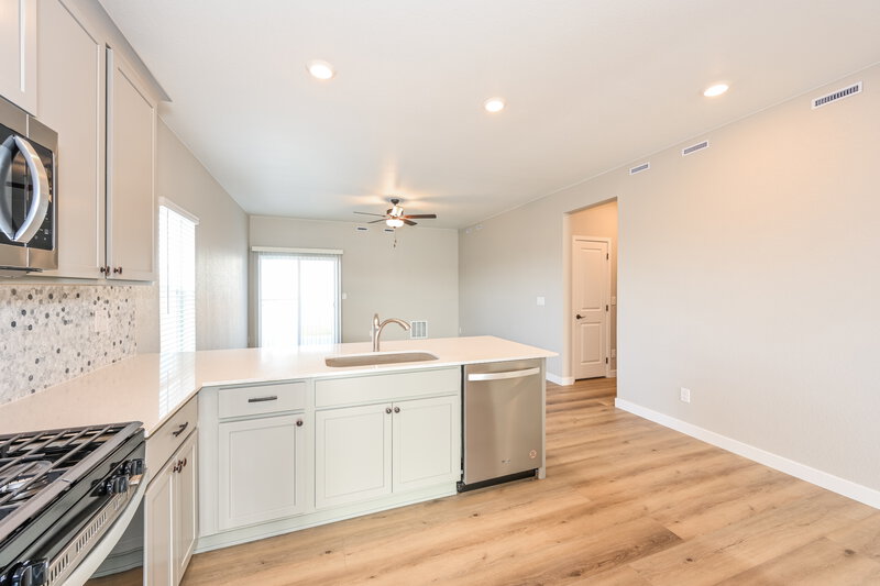 2,980/Mo, 17955 E 94th Dr Commerce City, CO 80022 Misc View 5