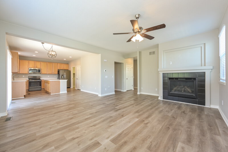 3,085/Mo, 3806 Deer Valley Dr Castle Rock, CO 80104 Living Room View 2