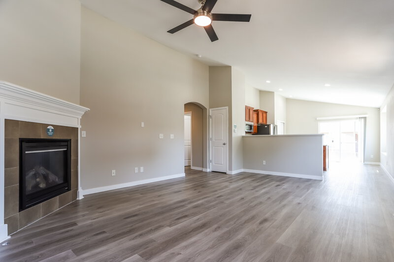 3,040/Mo, 9908 Lewiston St Commerce City, CO 80022 Living Room View 2