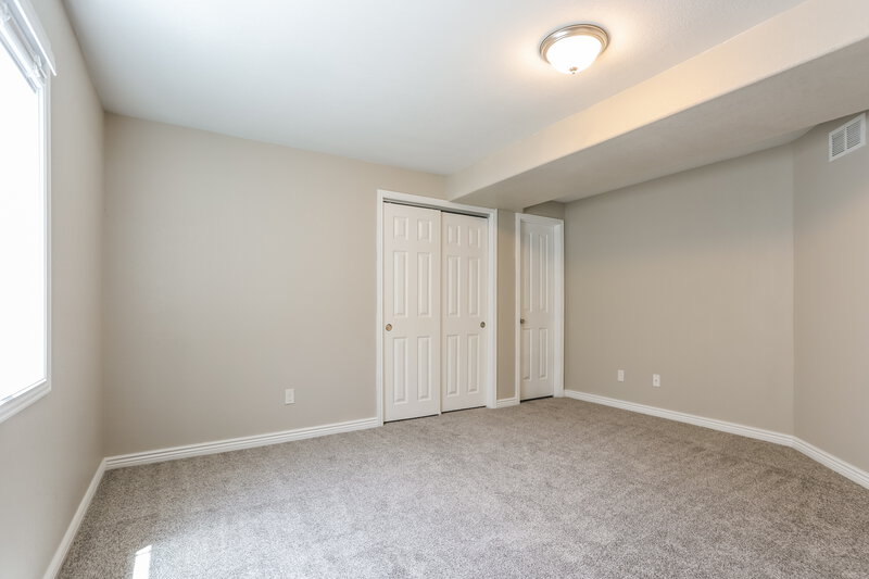 3,040/Mo, 9908 Lewiston St Commerce City, CO 80022 Basement View 2