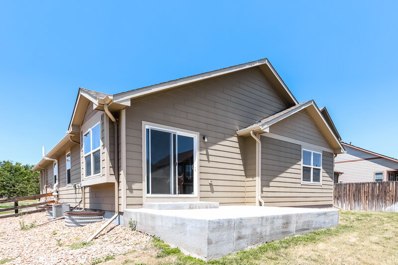 3,040/Mo, 9908 Lewiston St Commerce City, CO 80022 Rear View 2