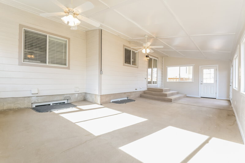 3,690/Mo, 13922 Hudson Way Thornton, CO 80602 Sun Room View