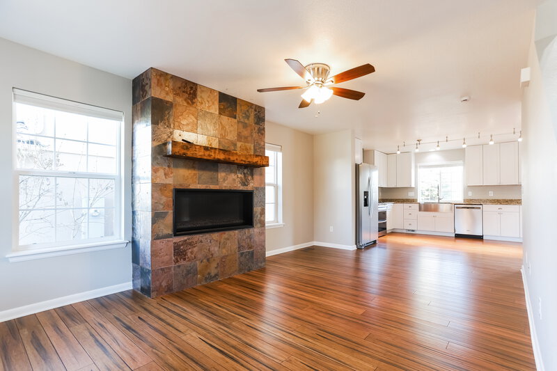 2,950/Mo, 3565 Dinosaur St Castle Rock, CO 80109 Living Room View