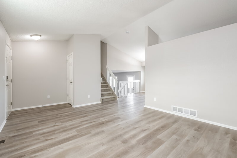 2,900/Mo, 19871 E Stanford Ave Centennial, CO 80015 Living Room View