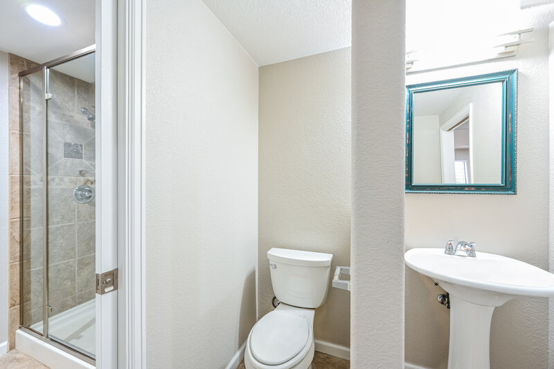3,130/Mo, 801 Whispering Oak Dr Castle Rock, CO 80104 Bathroom View