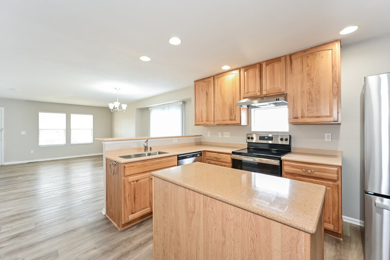 3,220/Mo, 1768 Quartz St Castle Rock, CO 80109 Kitchen View