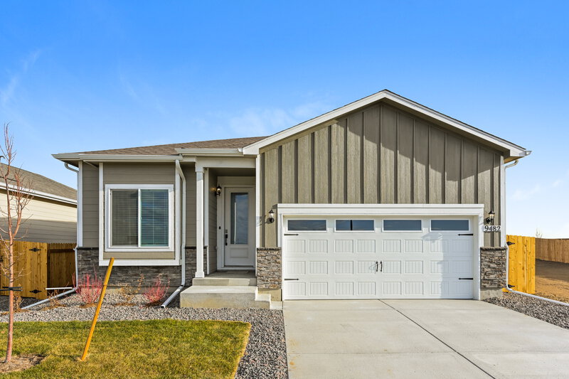 2,705/Mo, 9482 Yampa Ct Commerce City, CO 80022 External View