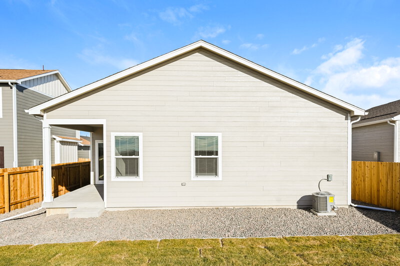 2,595/Mo, 17984 E 94th Dr Commerce City, CO 80022 Rear View