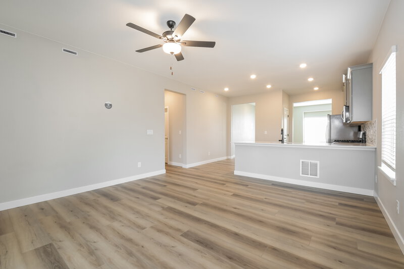 2,695/Mo, 9496 Yampa Ct Commerce City, CO 80022 Misc View 3