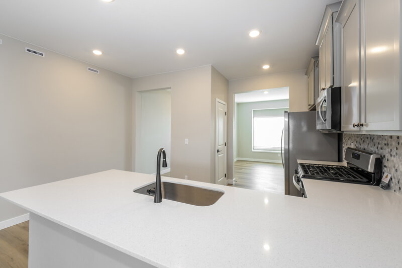 2,695/Mo, 9496 Yampa Ct Commerce City, CO 80022 Misc View 9