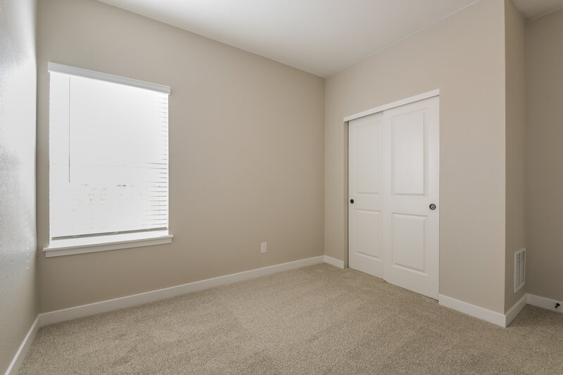 3,105/Mo, 9466 Yampa Ct Commerce City, CO 80022 Bedroom View
