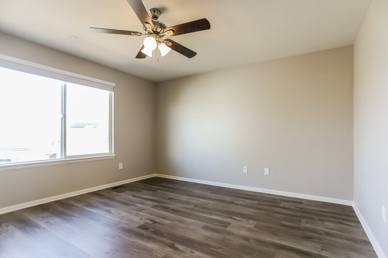 3,890/Mo, 19277 E 39th Ave Denver, CO 80249 Main Bedroom View 2