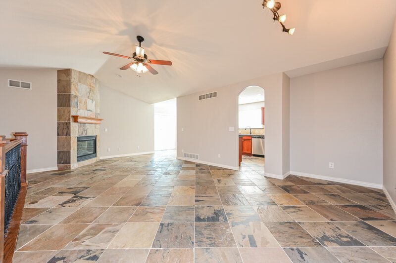 3,765/Mo, 18563 E Bates Dr Aurora, CO 80013 Living Room View
