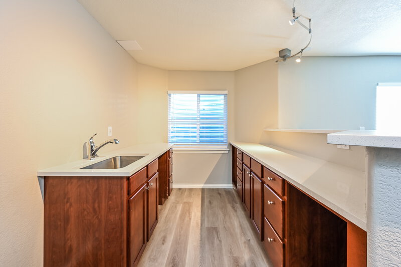 3,765/Mo, 18563 E Bates Dr Aurora, CO 80013 Wet Bar View